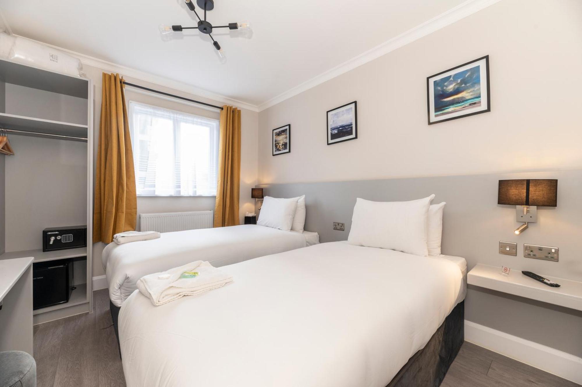Marina Hotel London Bagian luar foto