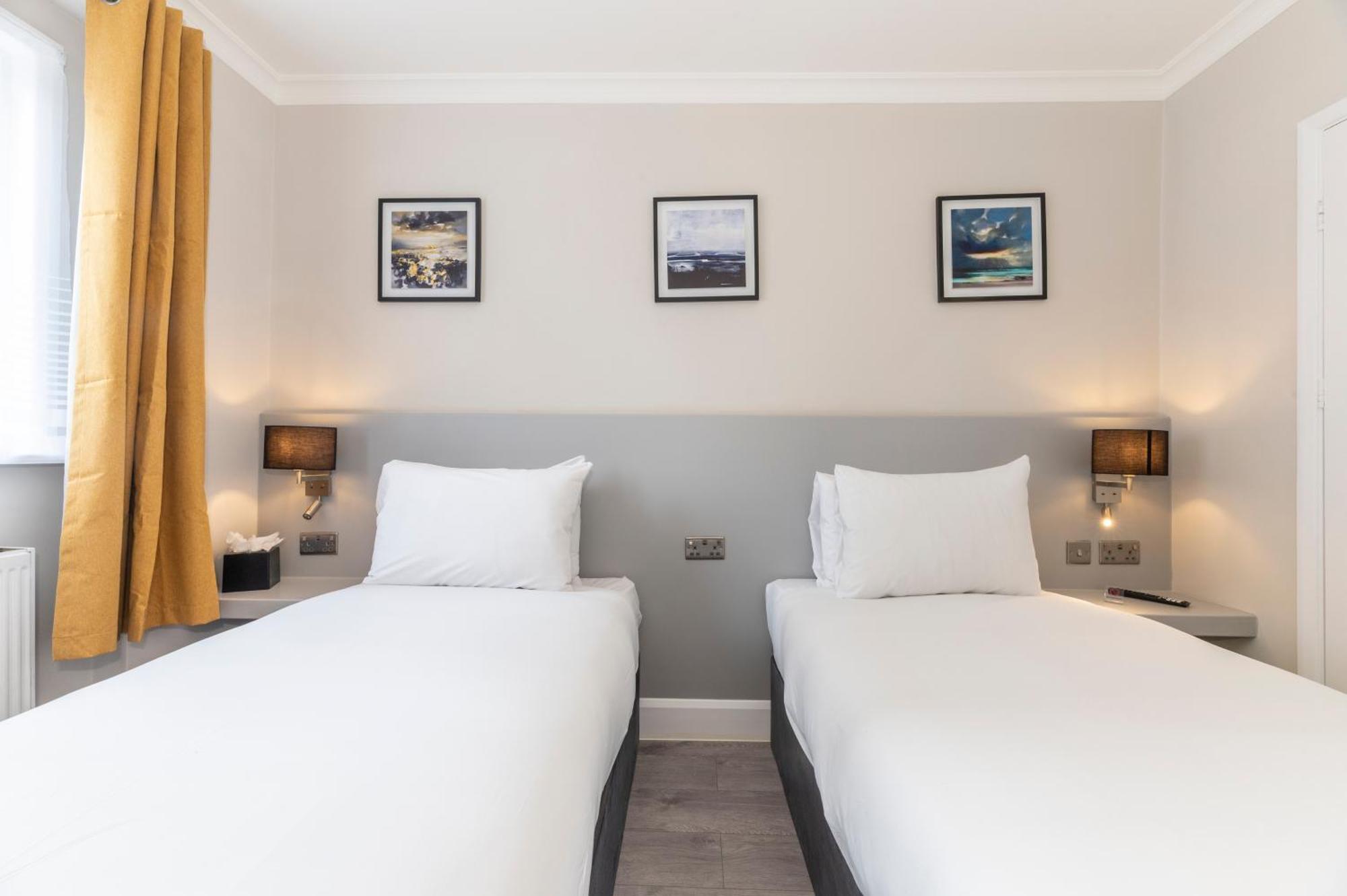 Marina Hotel London Bagian luar foto